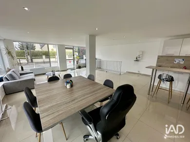 Boutique/Local commercial à VIRY-CHÂTILLON (91170)