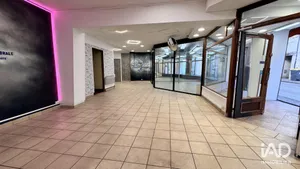 Commercial in MOIRANS (38430)