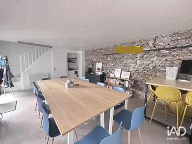 Office in NANTES (44000)