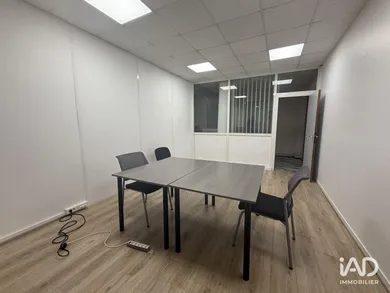 Office in COMPIÈGNE (60200)