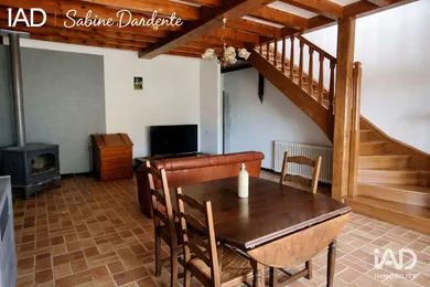 Maison à PLEURE (39120)