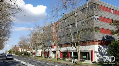 Bureaux à SAINT-JULIEN-EN-GENEVOIS (74160)