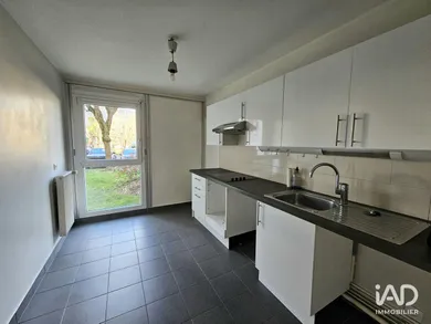 Appartement à PANTIN (93500)