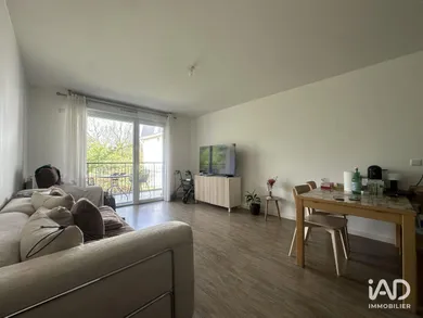 Apartment in VILLECRESNES (94440)