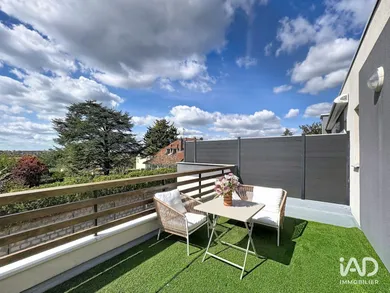 Appartement à VAUX-LE-PÉNIL (77000)