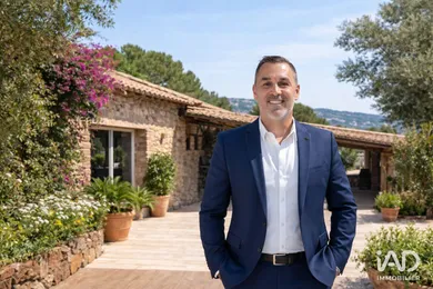 Murs commerciaux  à FRÉJUS (83600)