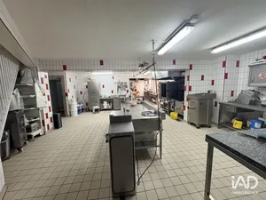Murs commerciaux à BARÈGES (65120)