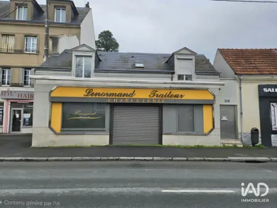 Boutique/Local commercial à FLEURY-LES-AUBRAIS (45400)