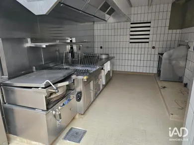 Boutique/Local commercial à FLEURY-LES-AUBRAIS (45400)