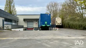 Local d’activité à LES ULIS (91940)