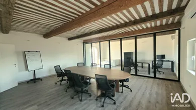 Commercial in L'ISLE-SUR-LA-SORGUE (84800)