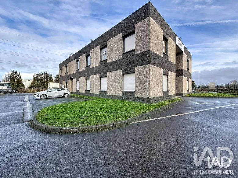 Local commercial 608 m² · à Grande-Synthe · 608 m² · 850 000 €