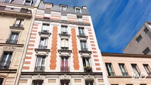 Apartment in PARIS (75018)