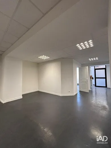 Commercial in MÂCON (71000)