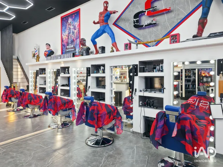 Local commercial 135 m² · à Magalas · 135 m² · 165 000 €