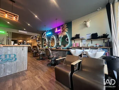 Commercial in MONTAUROUX (83440)
