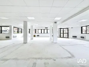 Commercial walls in LES LILAS (93260)