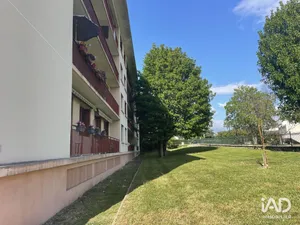 Apartment in VILLABÉ (91100)