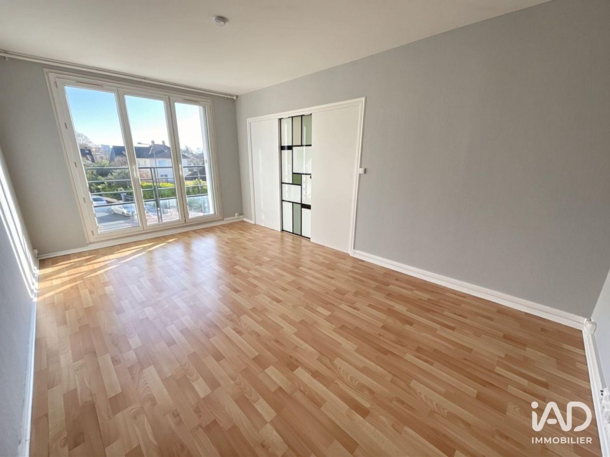 Appartement 3 pièces de 59 m² à CHATOU (78400)