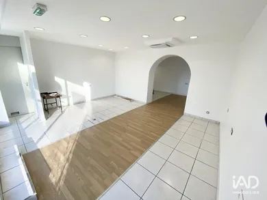 Commercial in TOURS (37100)