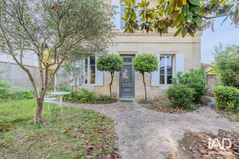 Maison 4 pièces 140 m² · à Mérignac · 140 m² · 832 000 €
