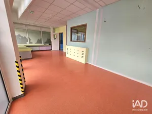 Commercial walls in ASNIÈRES-SUR-SEINE (92600)