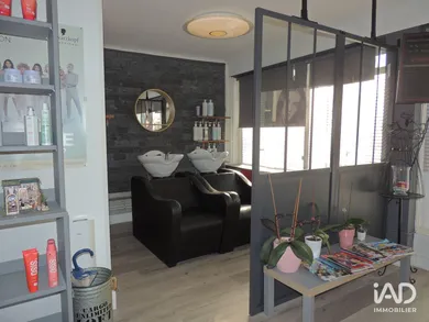 Commercial in IFS (14123)