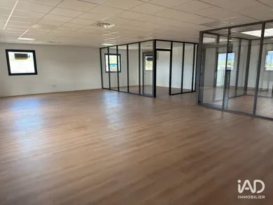 Local d’activité à SIGNES (83870)
