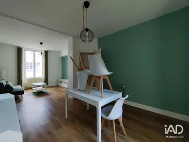 Apartment in NIORT (79000)