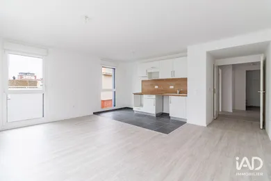 Appartement à BOIS-COLOMBES (92270)
