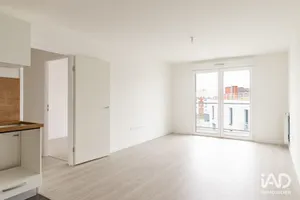 Apartment in BOIS-COLOMBES (92270)