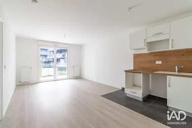Apartment in BOIS-COLOMBES (92270)