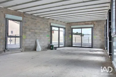 Murs commerciaux à SAINT-MAXIMIN-LA-SAINTE-BAUME (83470)