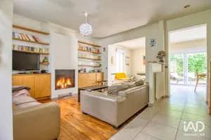 House in NANTERRE (92000)
