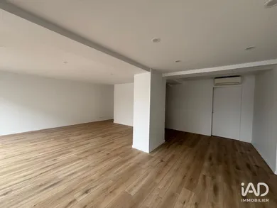 Boutique/Local commercial à RAMBOUILLET (78120)