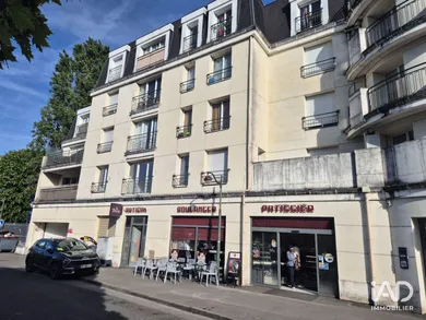 Appartement à CORBEIL-ESSONNES (91100)