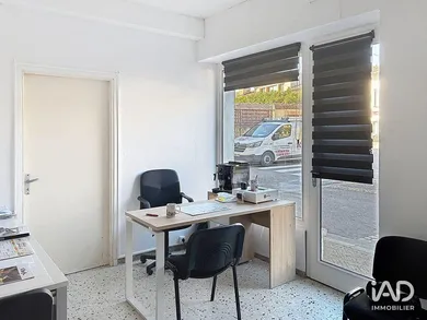 Office in LOMBEZ (32220)