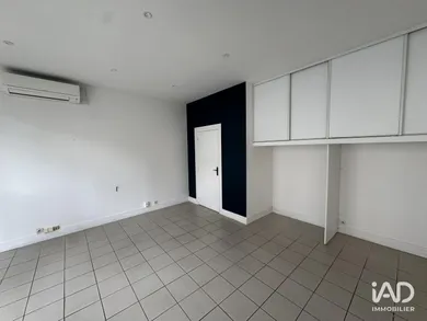 Boutique/Local commercial à DAMMARIE-LES-LYS (77190)