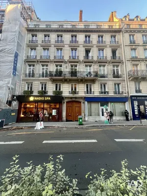 Appartement à PARIS (75010)
