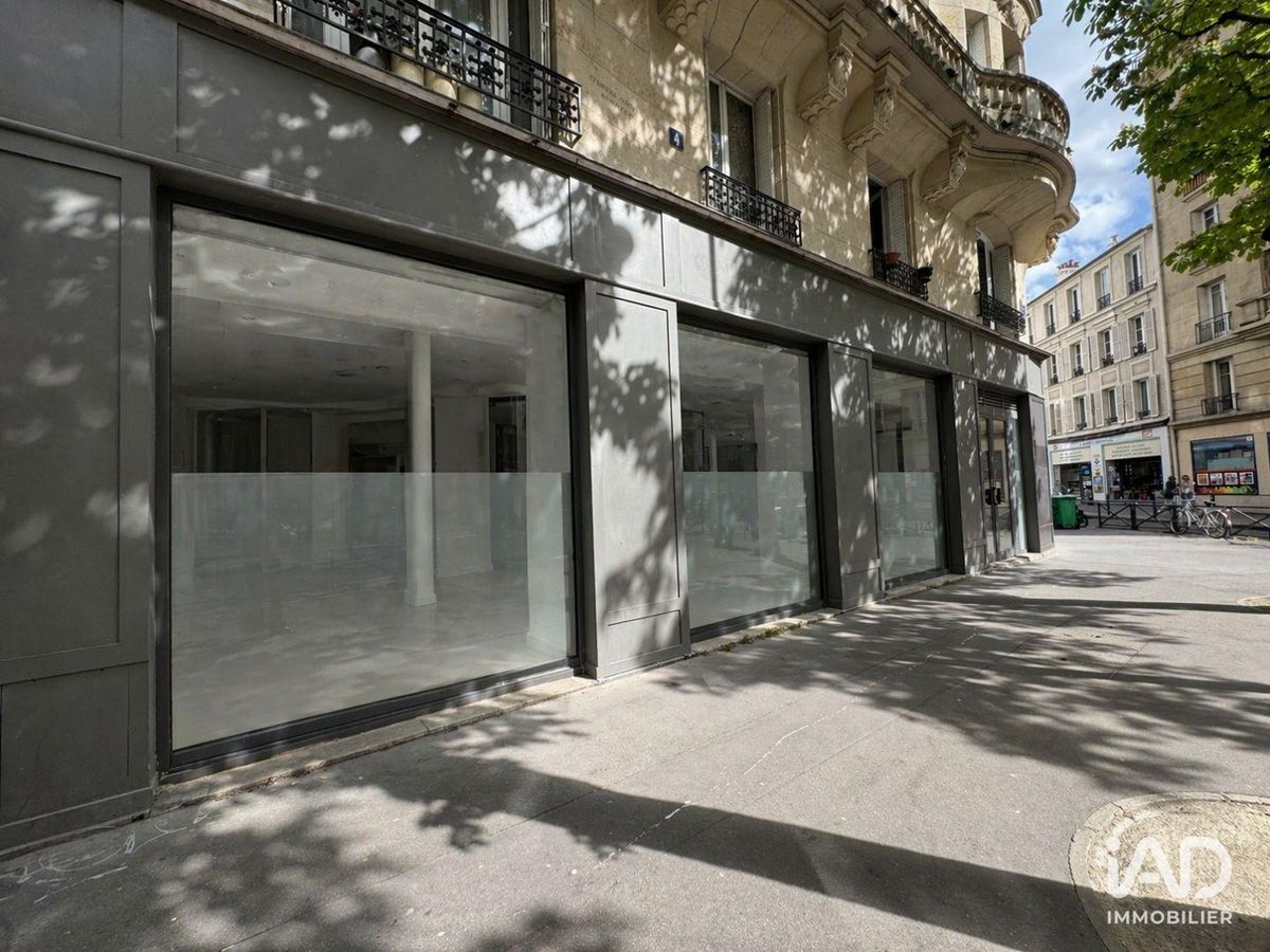 Boutique/Local commercial de 190 m² à PARIS (75012)
