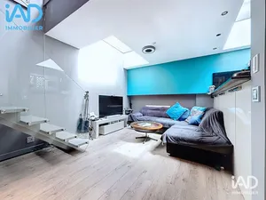 Apartment in PARIS (75010)