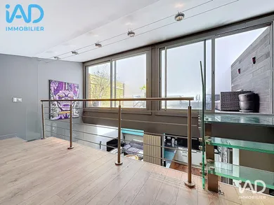 Apartment in PARIS (75010)