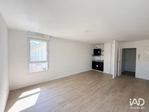 Apartment in SENS (89100)