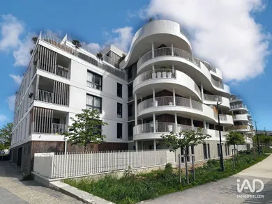 Appartement à NOISY-LE-GRAND (93160)