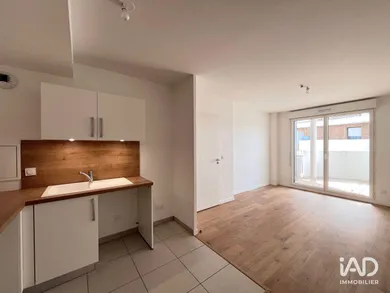 Appartement à NOISY-LE-GRAND (93160)