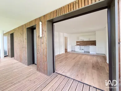 Appartement à NOISY-LE-GRAND (93160)