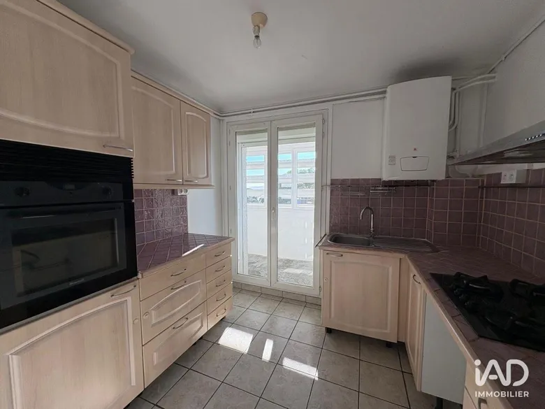 Appartement 3 pièces 61 m² · à Saint-Raphaël · 61 m² · 921 €/mois