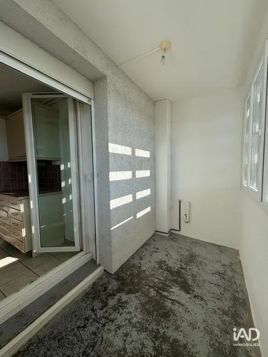 Apartment in SAINT-RAPHAËL (83700)
