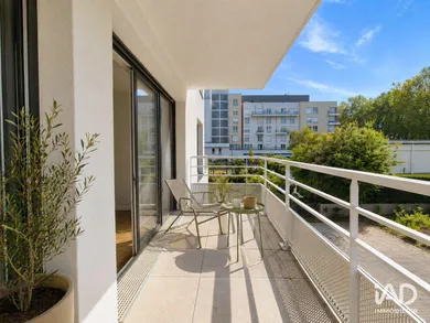 Appartement à CRÉTEIL (94000)