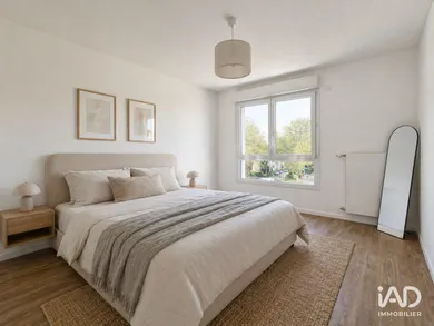 Appartement à CRÉTEIL (94000)